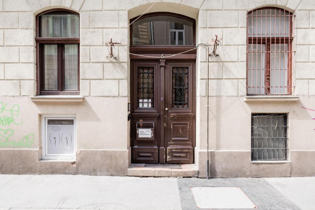 Two-Bedroom Apartment Next To Music Academy Budapeszt Zewnętrze zdjęcie